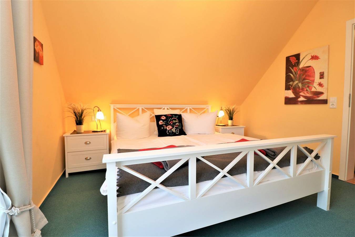 Ganze Wohnung, Ferienwohnung mit Balkon und Boddenblick direkt am Hafen von Wustrow in Wustrow, Fischland