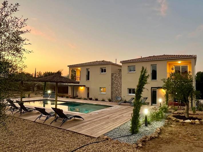 Appartement de vacances pour 2 personnes, avec Balcon et Terrasse ainsi que Jardin et Piscine