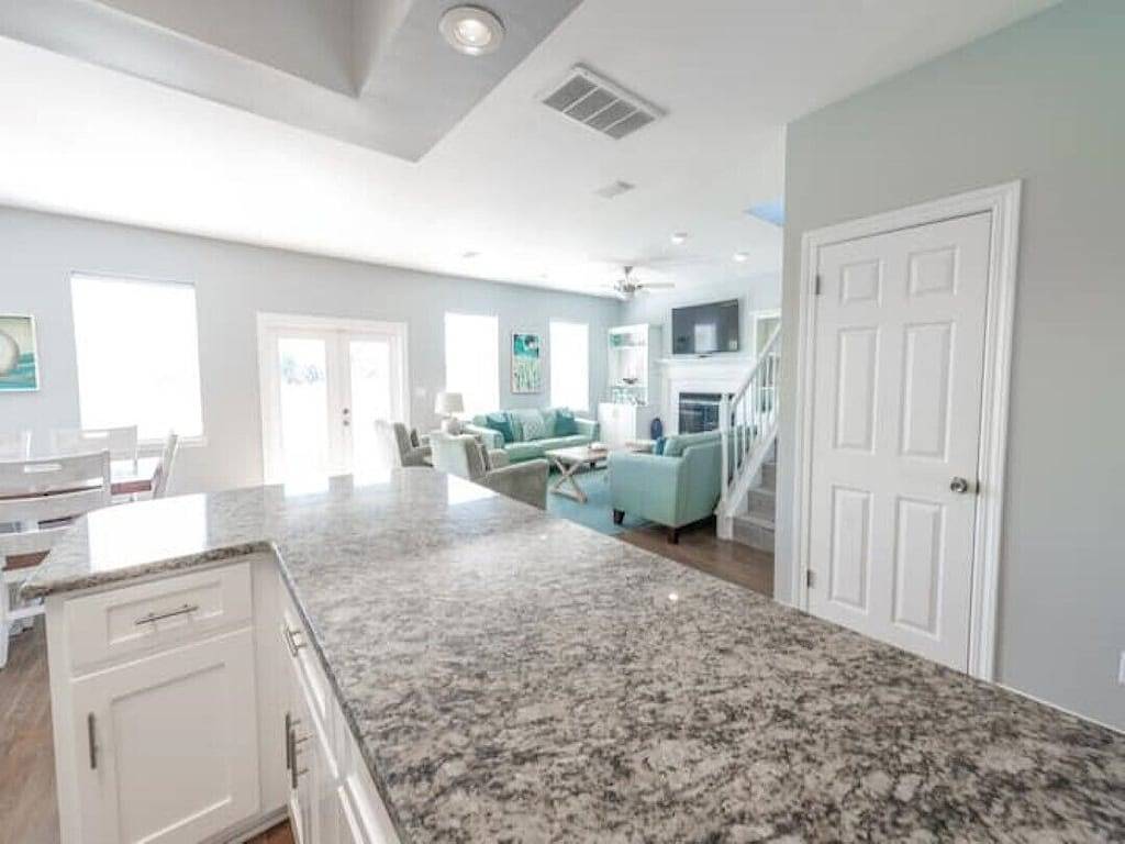 Vacation House for 16 Guests in Destin, Emerald Coast