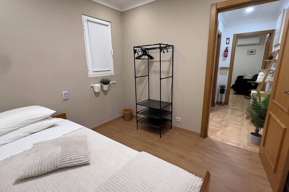 Hel leilighet, Nydelig gjestestudio med uteplass/terrasse, air condition og wifi in Olhao, Parque Natural da Ria Formosa