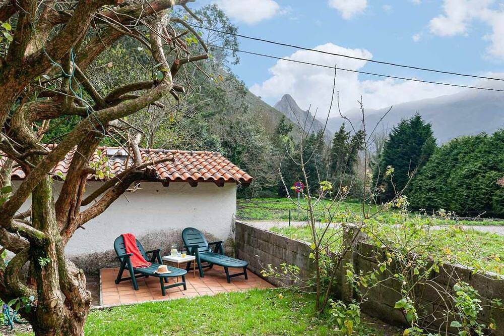 The Water Cave Casina in Ribadesella, Costa Verde (Spagna)