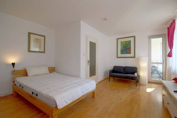 Ferienwohnung für 2 Personen, mit Balkon rund um die Havenwelten - 4