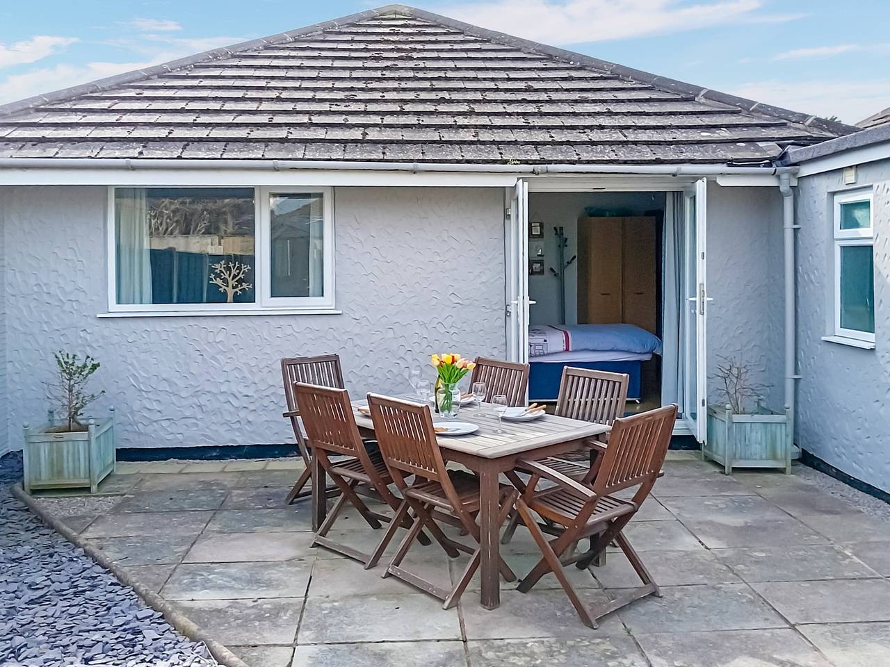 Dihangfa Wylau in Tywyn, Snowdonia