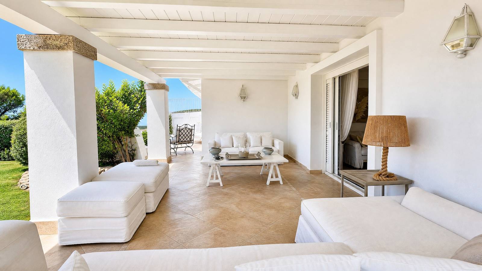 Villa „Miranda“ mit Meerblick, Wlan und Klimaanlage in Liscia di Vacca, Arzachena