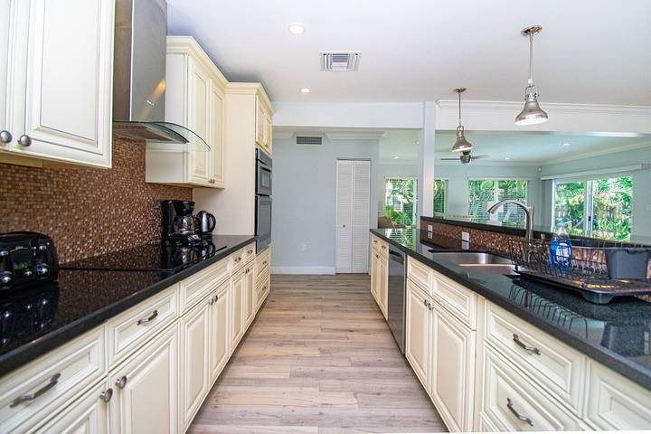 Vacation house for 7 people, with yard and terrace in Pompano Beach