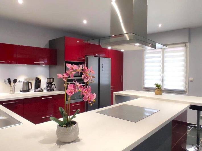 Location de vacances pour 6 personnes, avec jardin et terrasse dans Omécourt