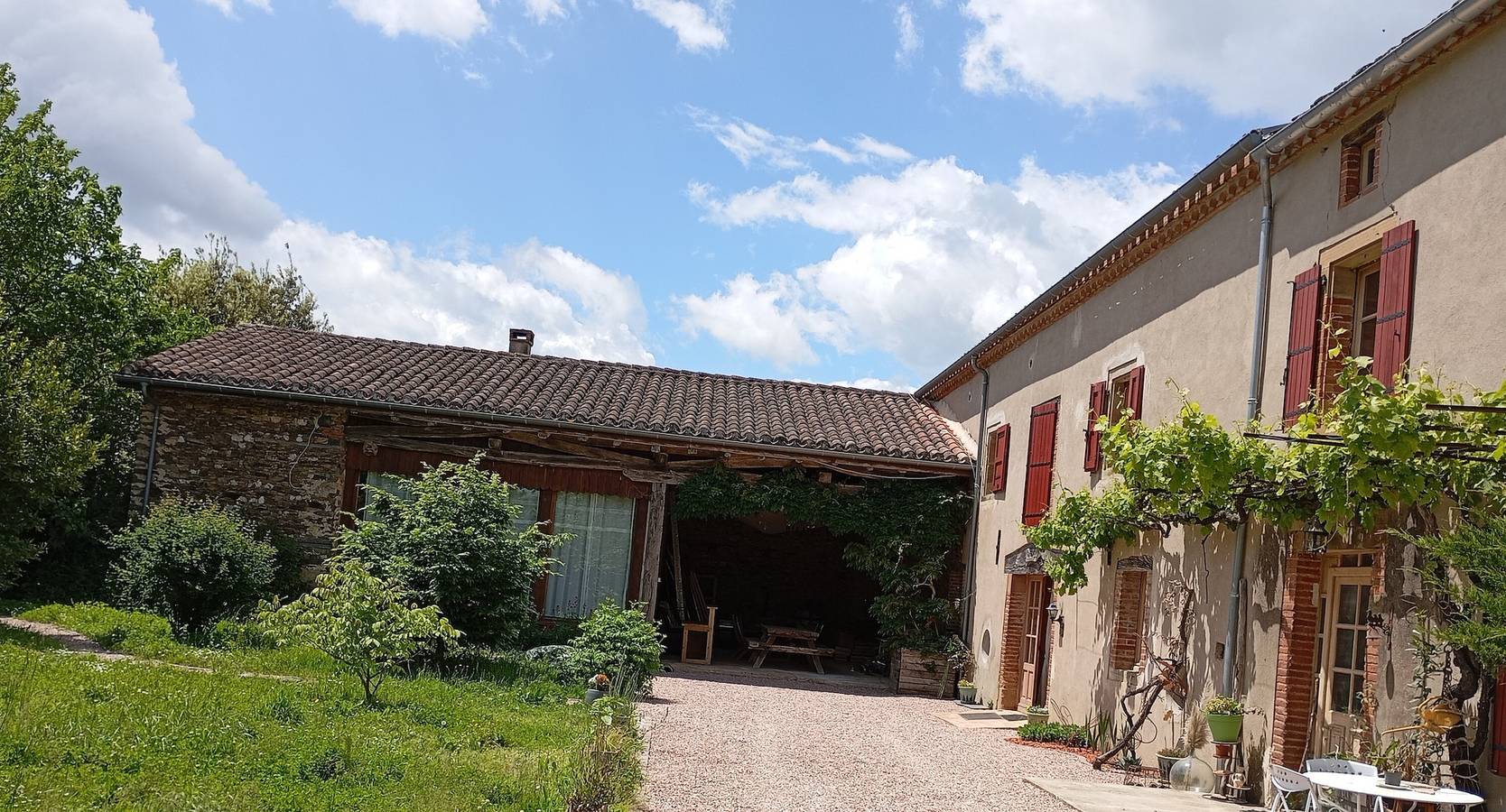 Gran casa rural para 12 personas en la campiña del Tarn in Andouque, Región de Albi