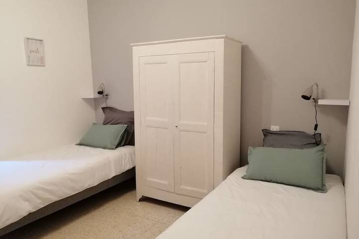 Location de vacances pour 9 personnes, avec piscine à Les Salelles - 4