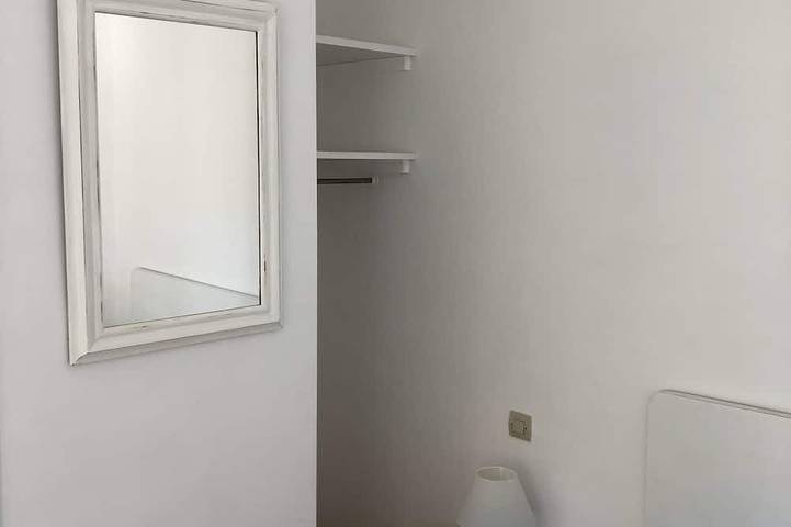 Location de vacances pour 2 personnes, avec terrasse et jardin à Ploubazlanec - 2