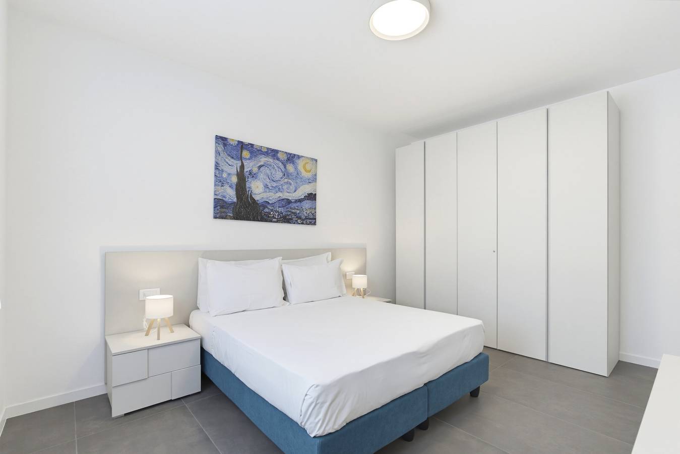 Ganze Wohnung, Regarda - Golf Breeze Appartamento con piscina in Peschiera del Garda, Gardasee-Berge