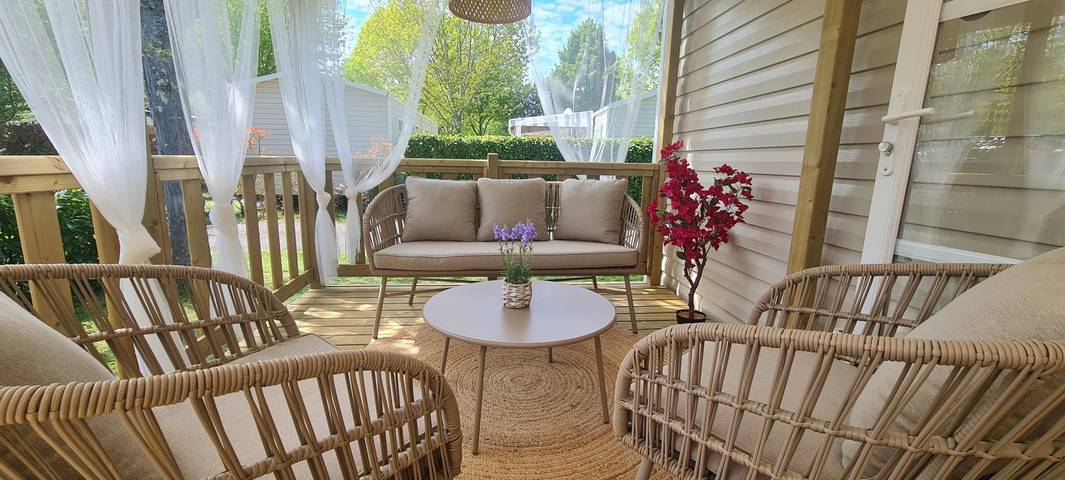 Mobil home pour 8 personnes, avec terrasse ainsi que jardin et piscine à Gastes - 3