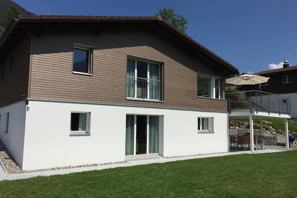 Appartamento vacanze a Fluhli a partire da 158€ a notte
