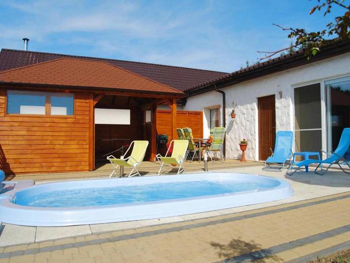 Dom dla 7 osób, z Taras i Basen oraz Sauna w Polska