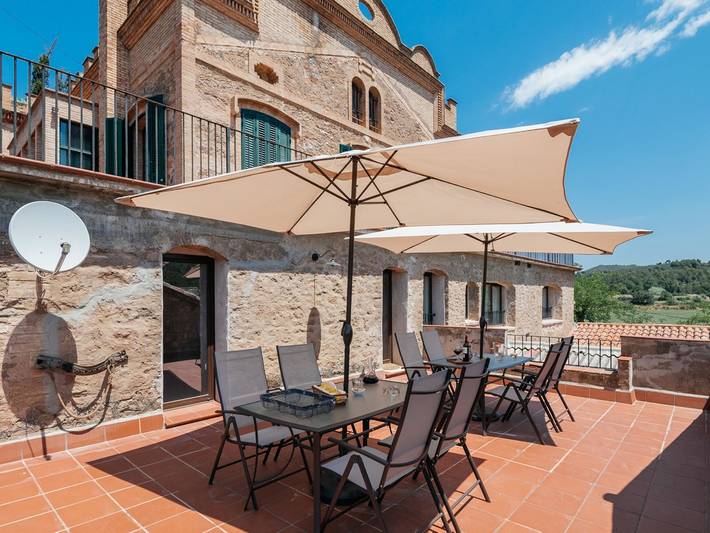 Casa rural para 6 personas, con terraza y jardín, Familias con niños en Bages - 4