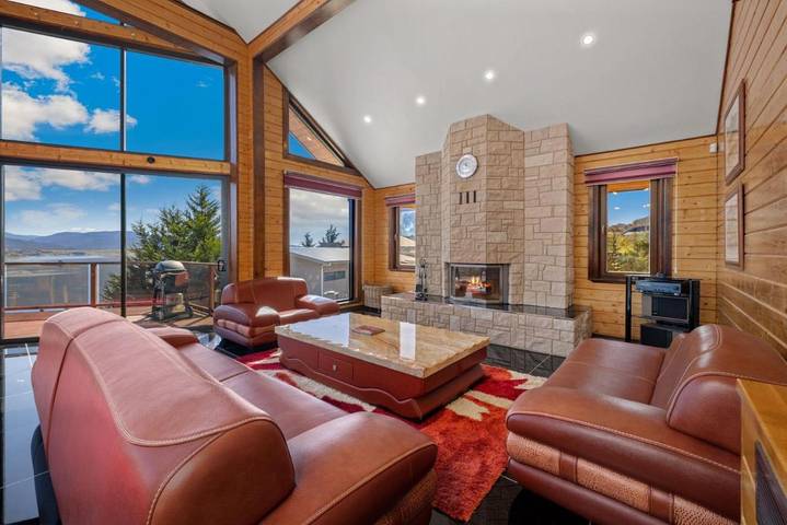 Ferienhaus für 14 Personen, mit Seeblick und Ausblick sowie Balkon - 1