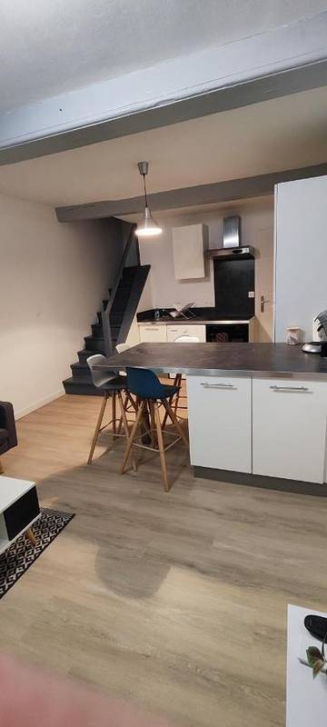 Gîte pour 7 personnes, avec terrasse à Meximieux