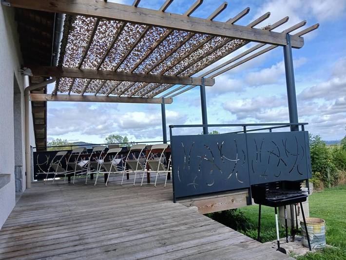 Location de vacances pour 29 personnes, avec vue et jardin dans Passerelle himalayenne des gorges du Lignon - 4