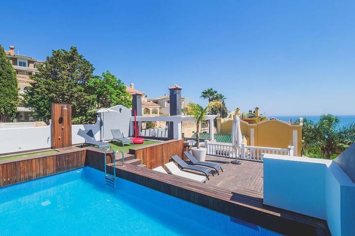 Villa voor 8 personen, met balkon en tuin in Malaga