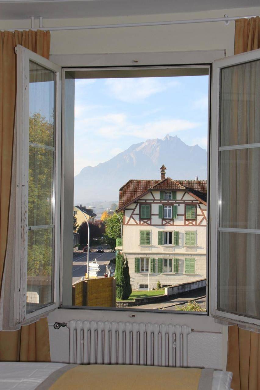 Gasthaus zum Kreuz in Meggen, Lac des Quatre-Cantons