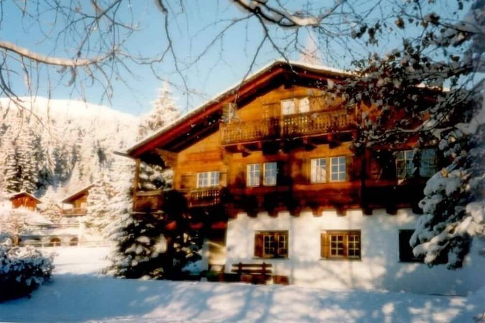 Wunderbar, Exklusives Chalet in den Schweizer Bergen in Laax GR 2, Laax