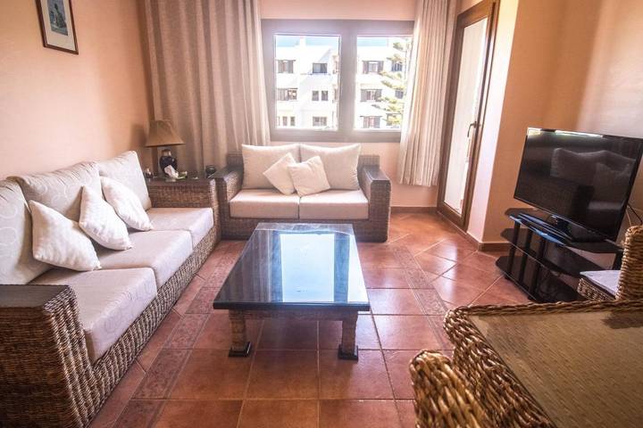 Gîte pour 5 personnes, avec terrasse et jardin ainsi que piscine et vue dans Marina Smir - 3