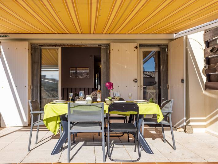 Gîte pour 6 personnes, avec terrasse dans Plage de La Roquille - 2