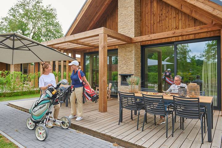 Villa voor 12 personen, met terras en tuin, met huisdier in Oosterhout