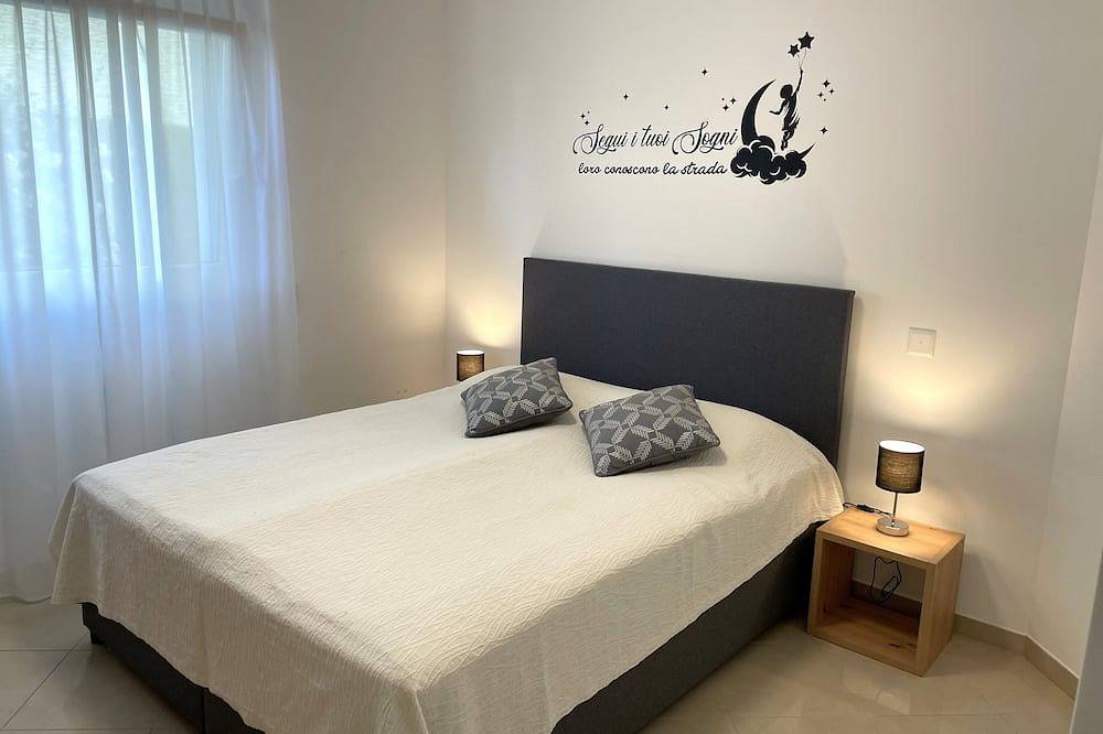 Entire apartment, Luxurious vacation apartment in Ascona: your lakeside retreat! in Ascona, Ticino Alps and Verbano