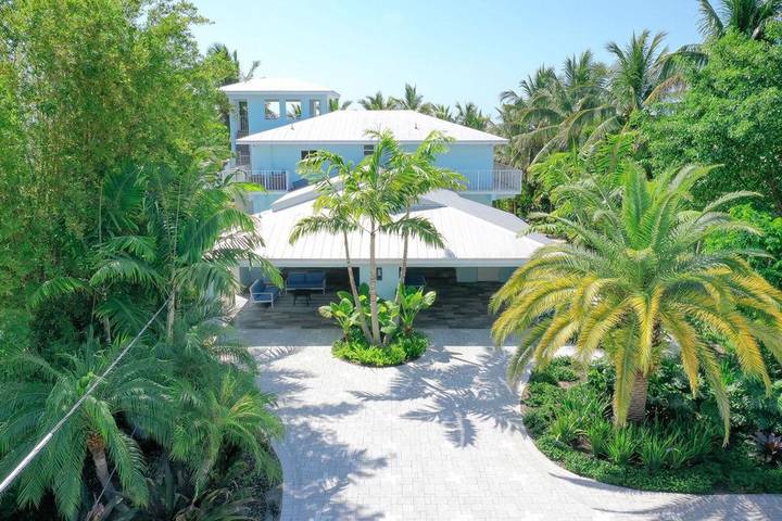 Villa for 10 people, with pool, with pets in Florida Keys