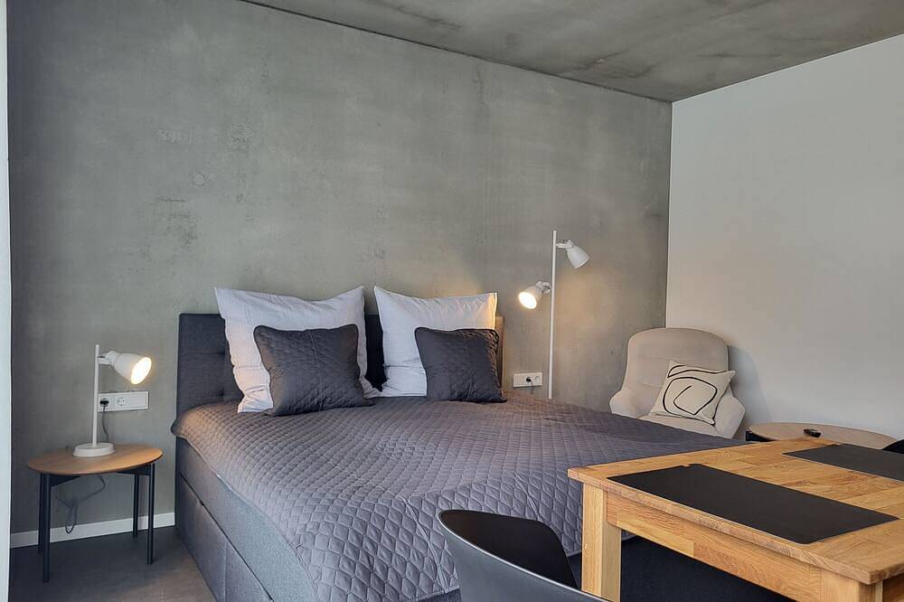 Ganze Wohnung, Apartment 'Schlossterrassen 8b' mit privater Terrasse, Gemeinschaftsgarten und Wlan in Pouch, Muldestausee