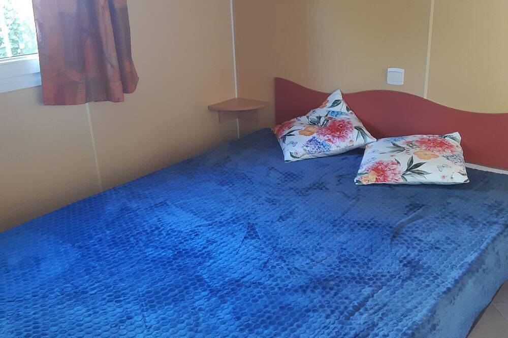 Mobil-home en Bordure de Nive Pour 4 Pers in Ascarat, Bayonne e dintorni