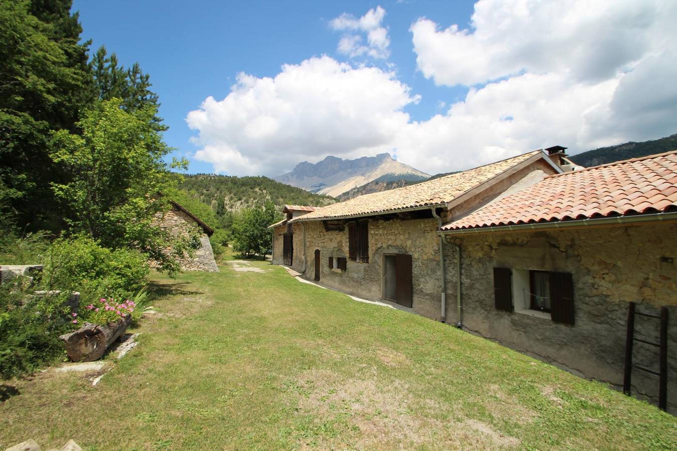 Les Gentianes in Veynes, Gap region