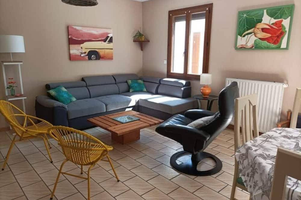 House 100 m2 Plein pied, Proche mer 6 pers Jardin clos Grande terrasse parking in Wimille, Boulogne-sur-Mer region
