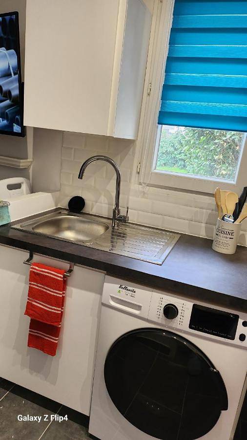 Gîte pour 2 personnes, avec vue ainsi que terrasse et jardin dans Plage Du Petit Rohu Saint Pierre Quiberon - 2