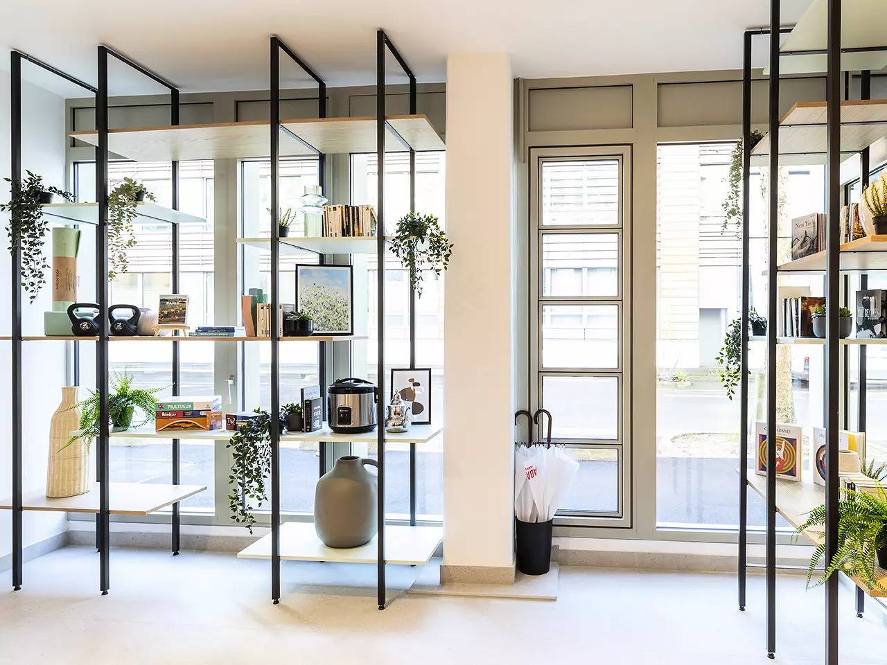 Studio entier, Studio 2 personnes avec lit double in Nanterre, Hauts-de-Seine