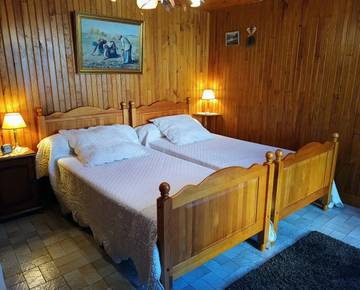 Gîte pour 3 personnes, avec terrasse ainsi que vue sur le lac et jardin à Beaumont-du-Lac