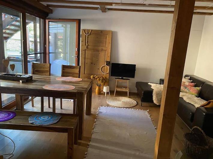Ferienwohnung für 3 Personen, mit Terrasse und Pool sowie Sauna in Fränkisch-Crumbach