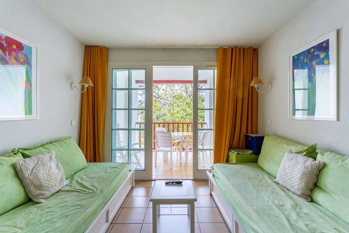 Gîte pour 4 personnes, avec jardin et piscine à Urrugne - 3