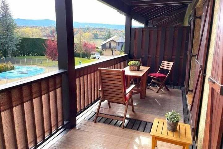 Appartement de vacances pour 6 personnes, avec balcon et piscine