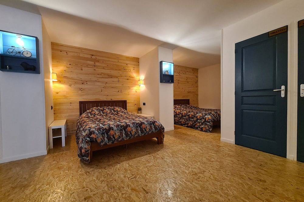 Gîte avec Réception, Dortoir, Terrasse et Pétanque - Tout Inclus! in Orsennes, La Châtre und Umgebung