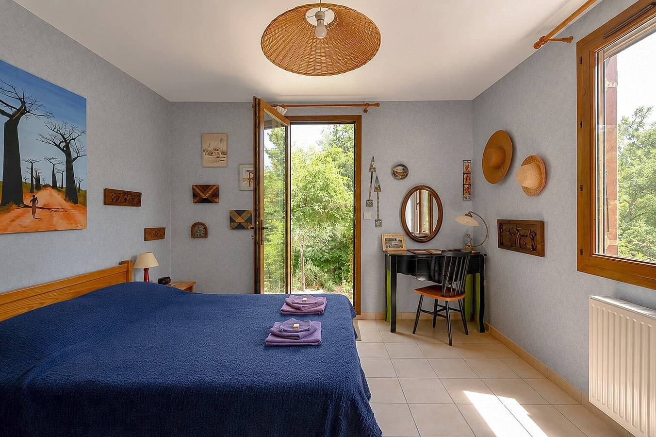 Bed and Breakfast 'Tromelin' con Terraza Privada, Wi-Fi y Aire Acondicionado in Bouc-Bel-Air, Costa mediterránea (Francia)