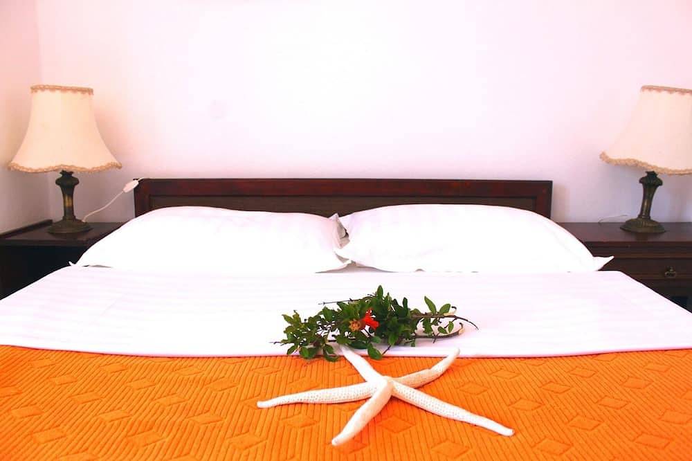 Ganze Wohnung, Tremendous 2-bedroom apartment with Ac in Sveti Stefan in Sveti Stefan, Opština Budva