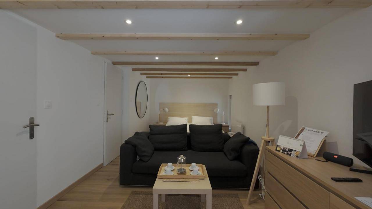 Appartement entier, Two-Bedroom Apartment in Cluny, Région de Mâcon