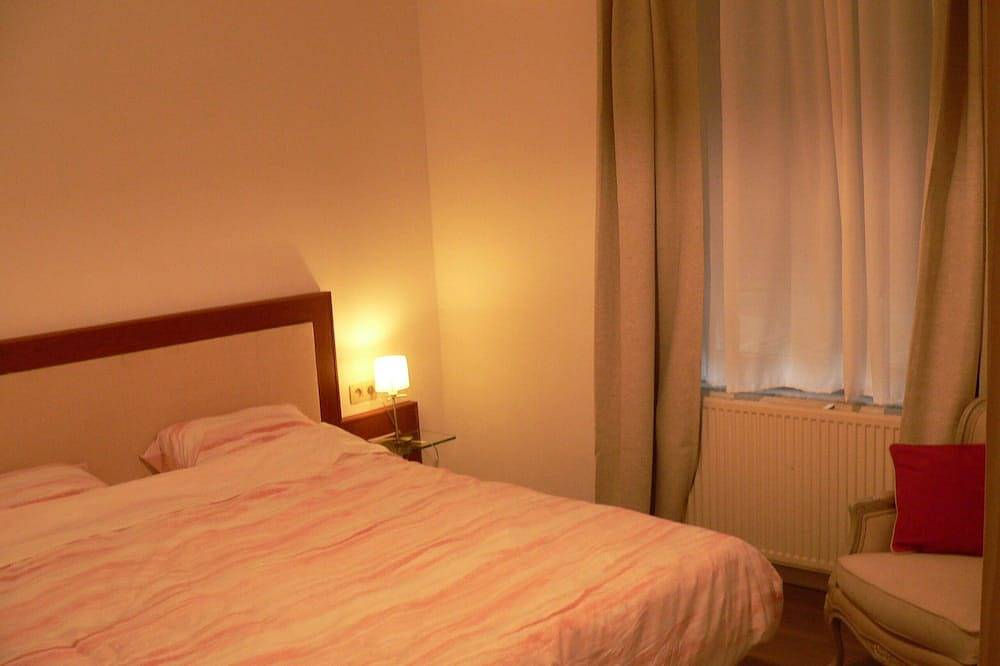 Liège cheerful modern house for 8pers with 30m2 terrace and enclosed courtyard. in Liegi e dintorni