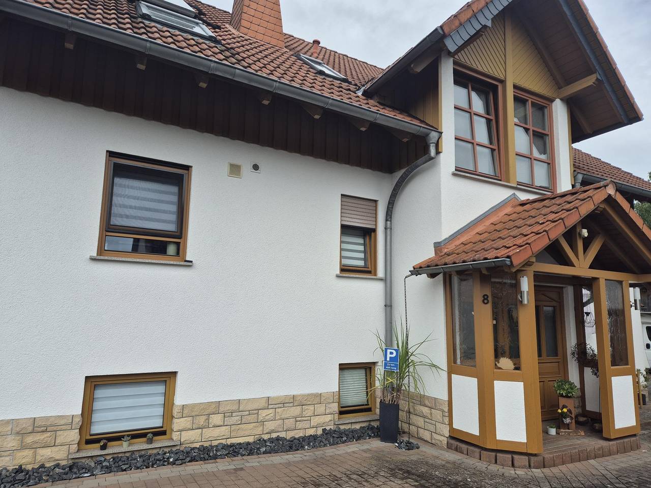 Ganze Ferienwohnung, Moderne Ferienwohnung mit Balkon in Hilders, Rhön-Hessen