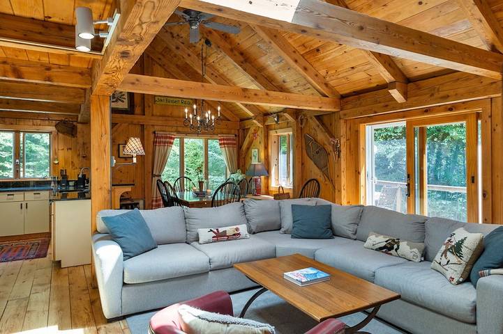 Lodge for 15 people, with sauna and pool in Vermont