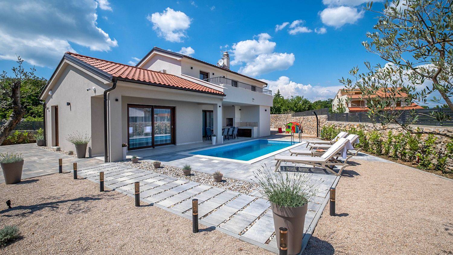 Villa für 8 Personen mit Garten in Krk Stadt, Krk