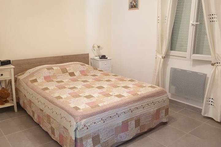 Location de vacances pour 4 personnes, avec terrasse et jardin, animaux acceptés à Entrechaux - 2