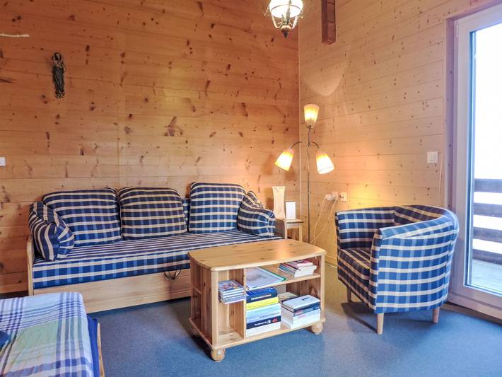 Chalet für 4 Personen, mit Garten und Balkon sowie Ausblick in der Schweiz - 3