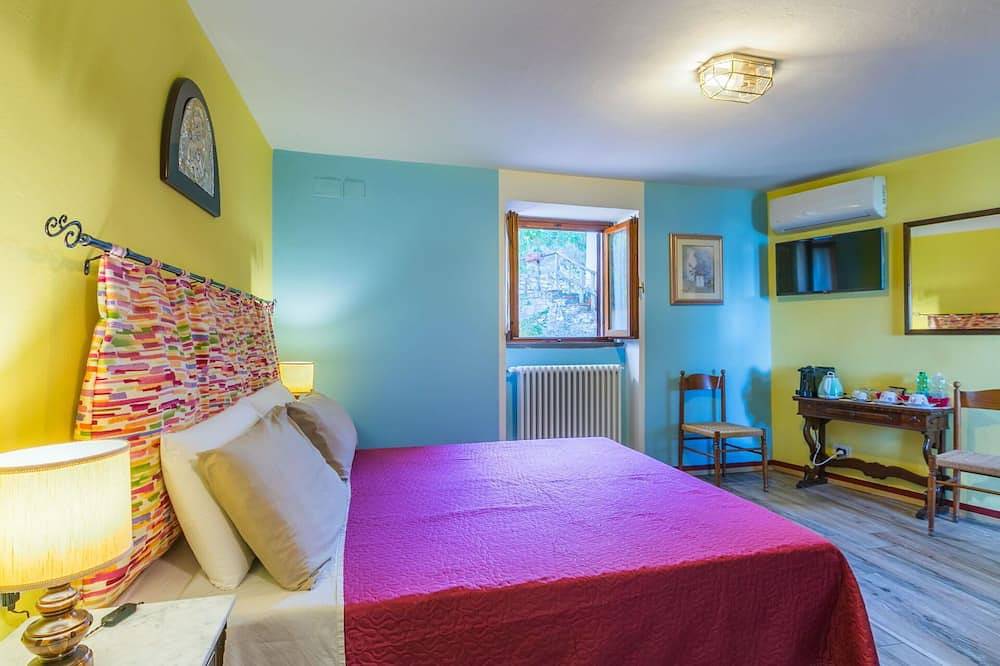 Magnifique maison de vacances avec piscine privée, climatisation, Wifi, Tv, patio, vue panoramique in Reggello, Valdarno